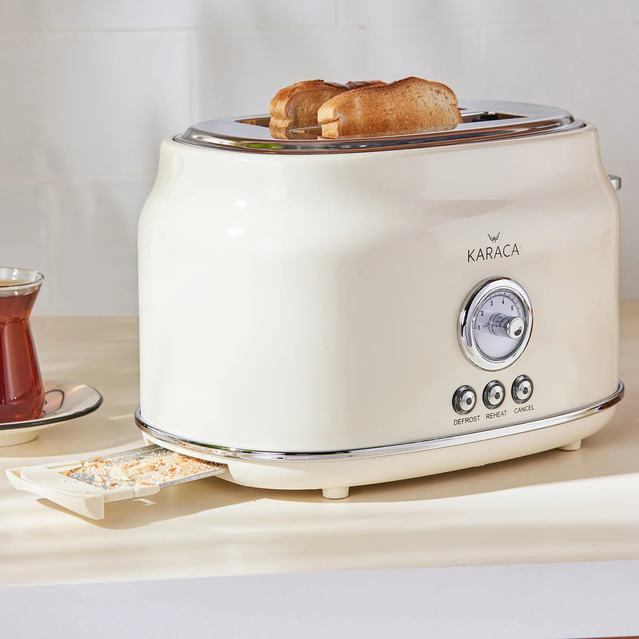 Karaca Retro Broodrooster met 2 Sneden Crème